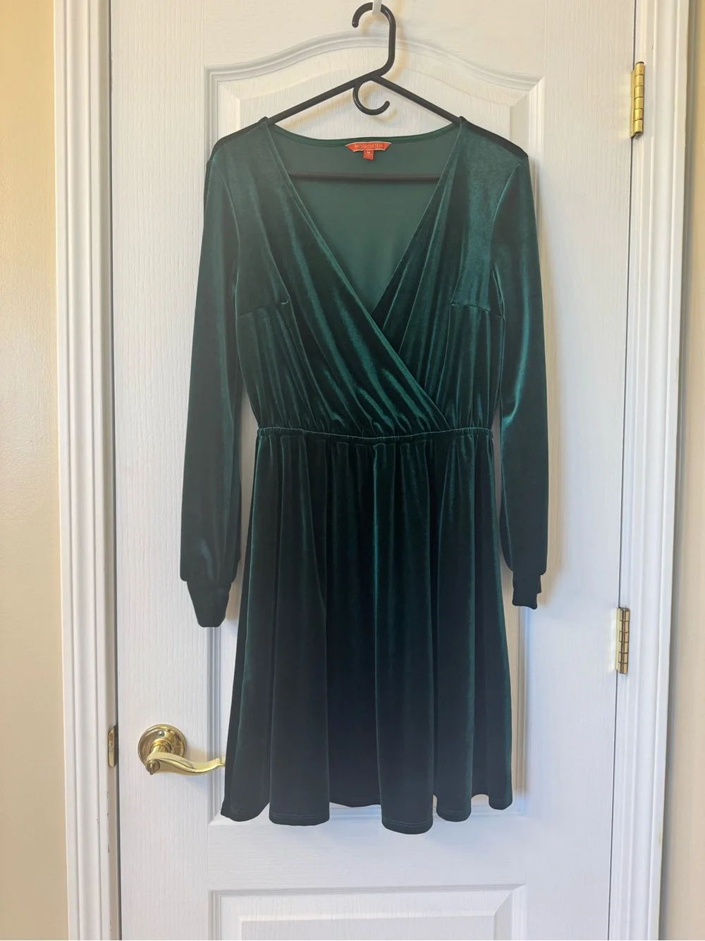 green velvet dress modcloth ModCloth Emerald Green Velvet Surplice Dress Size Medium